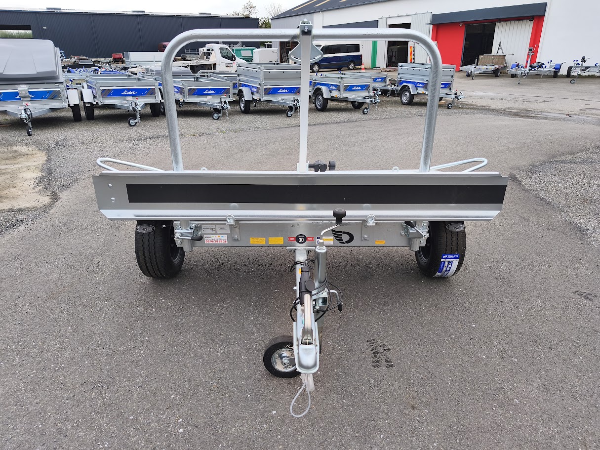 Remorque-transversale-Debon-Roadster-Camp-Roadster-Camp-1